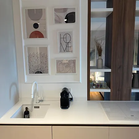 Azuma Luxury * Bari